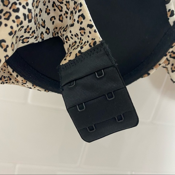 VICTORIAS SECRET Leapord-Print Push-Up Bra 32C - Picture 5 of 7